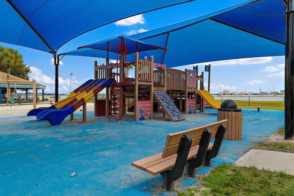 Quaint Gulfport Beach Bungalow St. Petersburg Ngoại thất bức ảnh